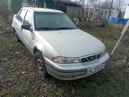 Серый Дэу Нексия, объемом двигателя 1.6 л и пробегом 136 тыс. км за 942 $, фото 1 на Automoto.ua