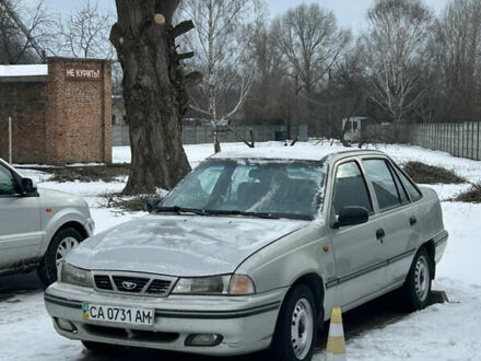 Сірий Деу Нексія, об'ємом двигуна 1.6 л та пробігом 98 тис. км за 3200 $, фото 1 на Automoto.ua