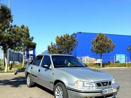 Серый Дэу Нексия, объемом двигателя 1.5 л и пробегом 294 тыс. км за 1800 $, фото 1 на Automoto.ua