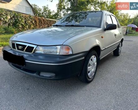 Серый Дэу Нексия, объемом двигателя 1.5 л и пробегом 194 тыс. км за 2300 $, фото 1 на Automoto.ua