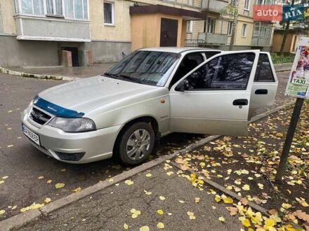 Деу Нексія 2008 у Желтых Водах на Automoto.ua Сірий Деу Нексія, об'ємом двигуна 1.5 л та пробігом 190 тис. км за 1350 $, фото 1 на Automoto.ua
