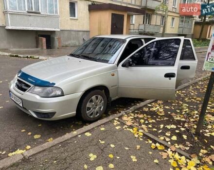 Серый Дэу Нексия, объемом двигателя 1.5 л и пробегом 190 тыс. км за 1350 $, фото 1 на Automoto.ua