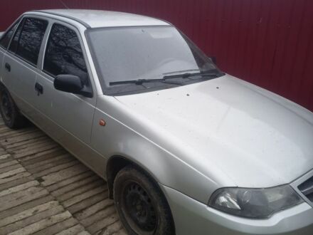 Серый Дэу Нексия, объемом двигателя 0 л и пробегом 150 тыс. км за 1550 $, фото 1 на Automoto.ua