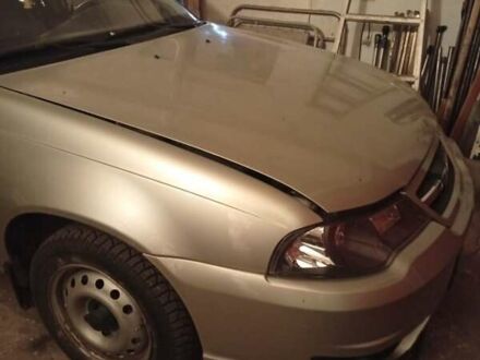 Сірий Деу Нексія, об'ємом двигуна 0 л та пробігом 30 тис. км за 4500 $, фото 1 на Automoto.ua