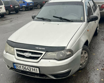 Сірий Деу Нексія, об'ємом двигуна 1.5 л та пробігом 130 тис. км за 1350 $, фото 1 на Automoto.ua