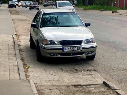 Серый Дэу Нексия, объемом двигателя 1.5 л и пробегом 187 тыс. км за 2100 $, фото 1 на Automoto.ua