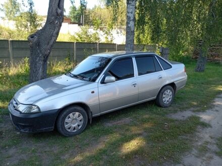 Сірий Деу Нексія, об'ємом двигуна 1.5 л та пробігом 330 тис. км за 2500 $, фото 1 на Automoto.ua