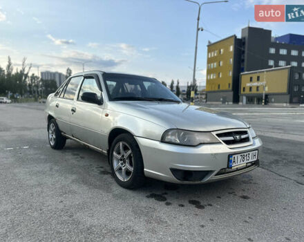 Сірий Деу Нексія, об'ємом двигуна 1.5 л та пробігом 300 тис. км за 1500 $, фото 1 на Automoto.ua