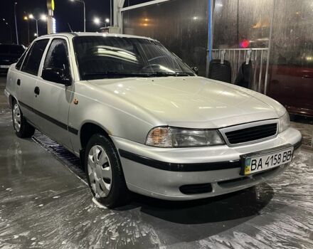 Серый Дэу Нексия, объемом двигателя 1.5 л и пробегом 200 тыс. км за 800 $, фото 1 на Automoto.ua