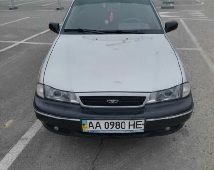 Серый Дэу Нексия, объемом двигателя 1.5 л и пробегом 294 тыс. км за 2000 $, фото 1 на Automoto.ua