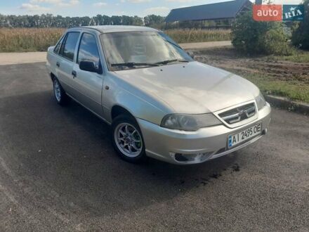 Серый Дэу Нексия, объемом двигателя 1.5 л и пробегом 300 тыс. км за 1750 $, фото 1 на Automoto.ua