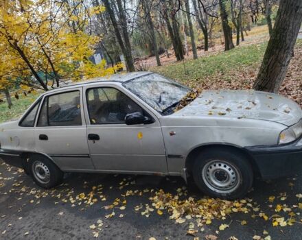 Сірий Деу Нексія, об'ємом двигуна 1.5 л та пробігом 175 тис. км за 1500 $, фото 1 на Automoto.ua