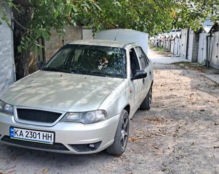 Сірий Деу Нексія, об'ємом двигуна 1.5 л та пробігом 110 тис. км за 2800 $, фото 1 на Automoto.ua