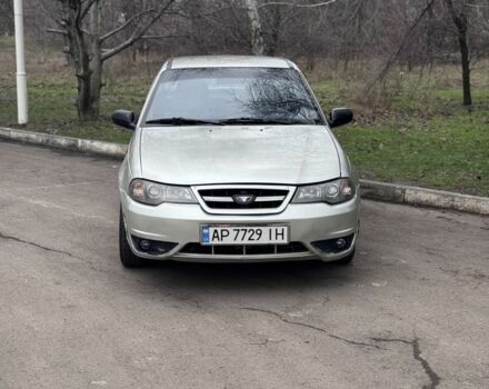 Серый Дэу Нексия, объемом двигателя 1.5 л и пробегом 193 тыс. км за 1600 $, фото 1 на Automoto.ua