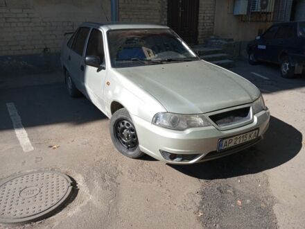 Деу Нексія 2008 у Донецьку на Automoto.ua Сірий Деу Нексія, об'ємом двигуна 1.5 л та пробігом 170 тис. км за 0 $, фото 1 на Automoto.ua