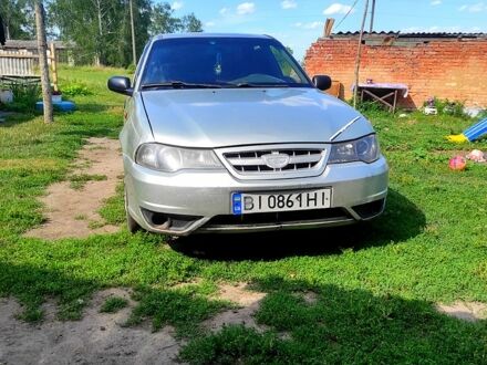 Сірий Деу Нексія, об'ємом двигуна 1.5 л та пробігом 200 тис. км за 1200 $, фото 1 на Automoto.ua