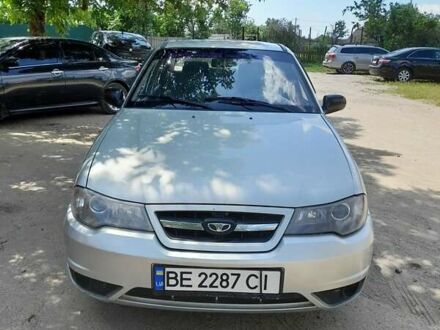 Деу Нексія 2008 у Миколаєві на Automoto.ua Сірий Деу Нексія, об'ємом двигуна 1.5 л та пробігом 150 тис. км за 2000 $, фото 1 на Automoto.ua