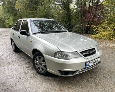 Сірий Деу Нексія, об'ємом двигуна 1.5 л та пробігом 221 тис. км за 2100 $, фото 1 на Automoto.ua