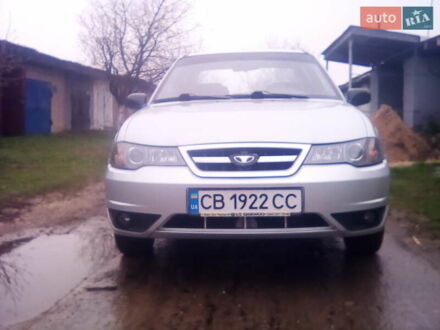 Деу Нексія 2009 у Городне на Automoto.ua Сірий Деу Нексія, об'ємом двигуна 1.6 л та пробігом 93 тис. км за 3400 $, фото 1 на Automoto.ua