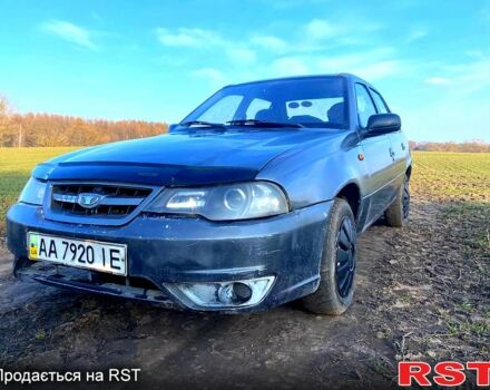 Серый Дэу Нексия, объемом двигателя 1.6 л и пробегом 249 тыс. км за 1100 $, фото 1 на Automoto.ua