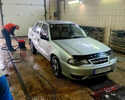 Серый Дэу Нексия, объемом двигателя 1.5 л и пробегом 217 тыс. км за 1880 $, фото 1 на Automoto.ua