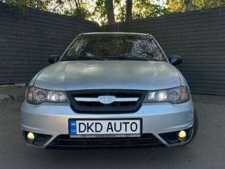 Деу Нексія 2010 у Одесі на Automoto.ua Сірий Деу Нексія, об'ємом двигуна 1.5 л та пробігом 273 тис. км за 1300 $, фото 1 на Automoto.ua