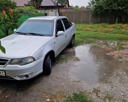 Серый Дэу Нексия, объемом двигателя 1.5 л и пробегом 225 тыс. км за 2212 $, фото 1 на Automoto.ua