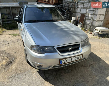 Сірий Деу Нексія, об'ємом двигуна 1.5 л та пробігом 151 тис. км за 1500 $, фото 1 на Automoto.ua