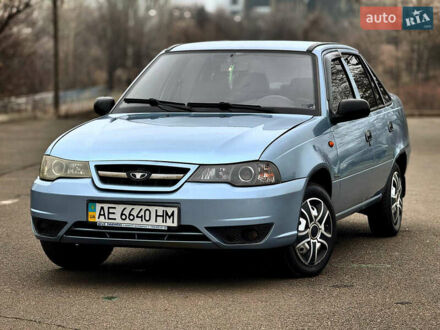 Деу Нексія 2011 у Кривому Розі на Automoto.ua Сірий Деу Нексія, об'ємом двигуна 1.6 л та пробігом 132 тис. км за 2800 $, фото 1 на Automoto.ua