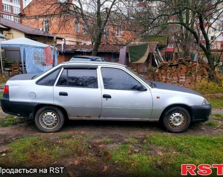 Серый Дэу Нексия, объемом двигателя 1.5 л и пробегом 158 тыс. км за 2000 $, фото 1 на Automoto.ua