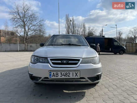Серый Дэу Нексия, объемом двигателя 1.6 л и пробегом 185 тыс. км за 1600 $, фото 1 на Automoto.ua