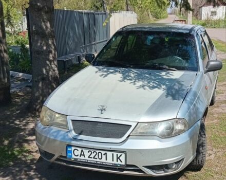 Серый Дэу Нексия, объемом двигателя 2 л и пробегом 235 тыс. км за 2000 $, фото 1 на Automoto.ua