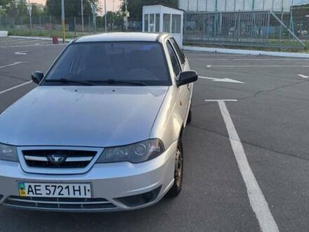 Деу Нексія 2012 у Дніпро (Дніпропетровську) на Automoto.ua Сірий Деу Нексія, об'ємом двигуна 1.5 л та пробігом 94 тис. км за 2600 $, фото 1 на Automoto.ua