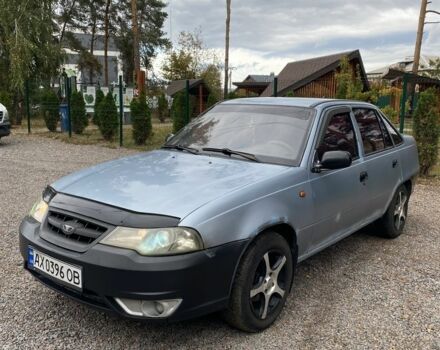 Сірий Деу Нексія, об'ємом двигуна 1.5 л та пробігом 123 тис. км за 1000 $, фото 1 на Automoto.ua
