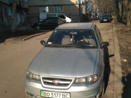 Деу Нексія 2012 у Тернополі на Automoto.ua Сірий Деу Нексія, об'ємом двигуна 1.5 л та пробігом 150 тис. км за 2599 $, фото 1 на Automoto.ua