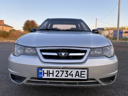 Серый Дэу Нексия, объемом двигателя 1.5 л и пробегом 210 тыс. км за 2350 $, фото 1 на Automoto.ua