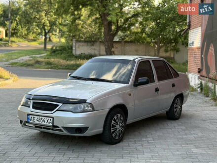 Деу Нексія 2012 у Дніпро (Дніпропетровську) на Automoto.ua Сірий Деу Нексія, об'ємом двигуна 1.5 л та пробігом 220 тис. км за 1800 $, фото 1 на Automoto.ua