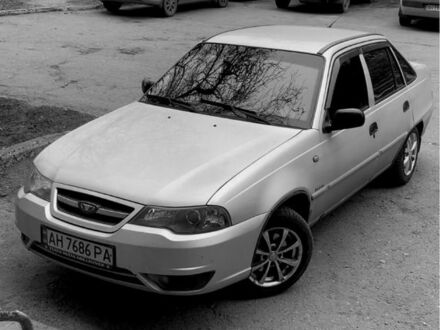 Деу Нексія 2012 у Славянске на Automoto.ua Сірий Деу Нексія, об'ємом двигуна 1.6 л та пробігом 100 тис. км за 3500 $, фото 1 на Automoto.ua