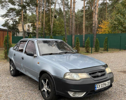 Сірий Деу Нексія, об'ємом двигуна 1.5 л та пробігом 400 тис. км за 1000 $, фото 1 на Automoto.ua