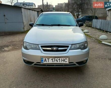 Серый Дэу Нексия, объемом двигателя 1.5 л и пробегом 186 тыс. км за 2600 $, фото 1 на Automoto.ua