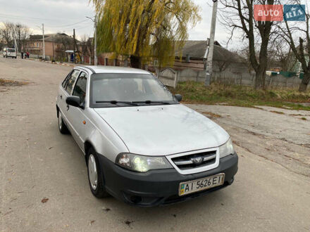 Серый Дэу Нексия, объемом двигателя 1.6 л и пробегом 212 тыс. км за 1500 $, фото 1 на Automoto.ua