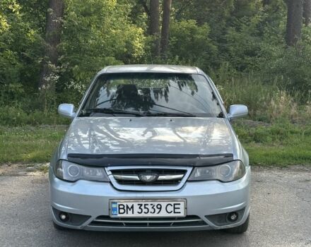 Серый Дэу Нексия, объемом двигателя 1.5 л и пробегом 200 тыс. км за 1250 $, фото 1 на Automoto.ua