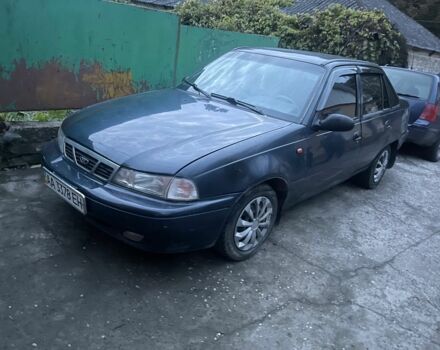Синий Дэу Нексия, объемом двигателя 1.5 л и пробегом 250 тыс. км за 800 $, фото 1 на Automoto.ua