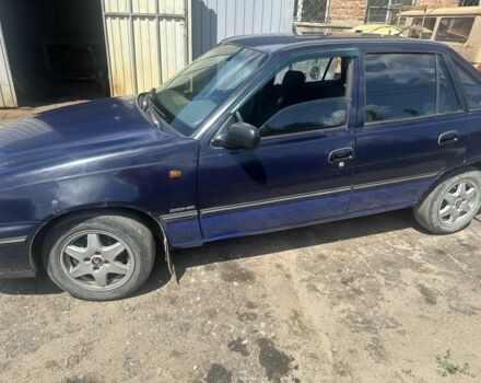 Синий Дэу Нексия, объемом двигателя 1.5 л и пробегом 300 тыс. км за 1547 $, фото 1 на Automoto.ua