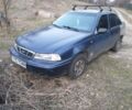 Синий Дэу Нексия, объемом двигателя 1.5 л и пробегом 300 тыс. км за 750 $, фото 1 на Automoto.ua