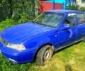 Синий Дэу Нексия, объемом двигателя 1.5 л и пробегом 130 тыс. км за 300 $, фото 1 на Automoto.ua