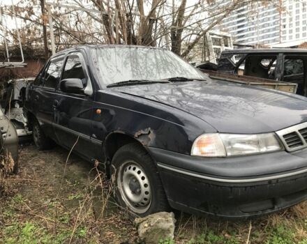 Синий Дэу Нексия, объемом двигателя 0 л и пробегом 500 тыс. км за 600 $, фото 1 на Automoto.ua