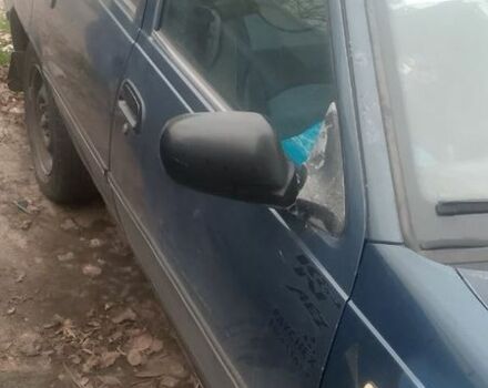 Синий Дэу Нексия, объемом двигателя 1.5 л и пробегом 2 тыс. км за 500 $, фото 2 на Automoto.ua