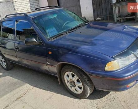 Синій Деу Нексія, об'ємом двигуна 1.5 л та пробігом 300 тис. км за 2200 $, фото 1 на Automoto.ua