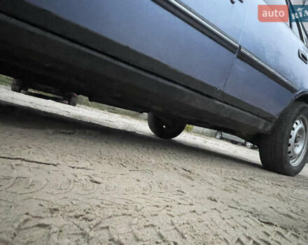 Синий Дэу Нексия, объемом двигателя 1.5 л и пробегом 300 тыс. км за 699 $, фото 3 на Automoto.ua